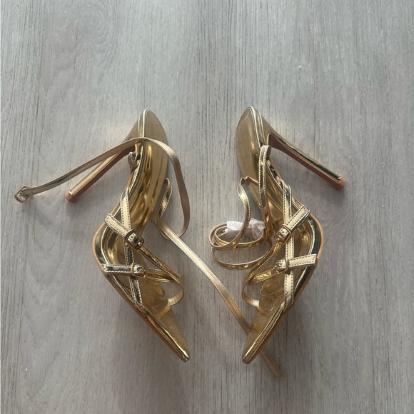 Gold Pointed Toe Buckle Detail Ankle Strap Heeled Sandals - Picture 5 of 5